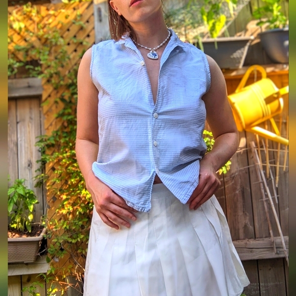 ✨ Baby Blue Button down gingham top - Picture 1 of 3
